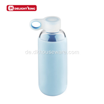 Wasserflasche aus Glas mit wiederverwendbarer Silikonhülle